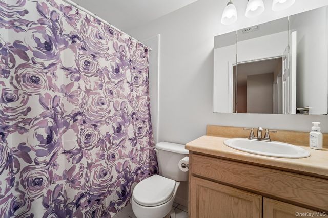 186 Sara Lane 7D, Newburgh, NY 12550