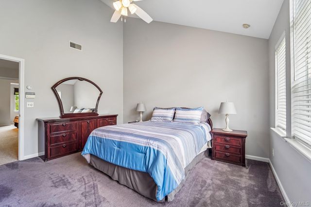186 Sara Lane 7D, Newburgh, NY 12550