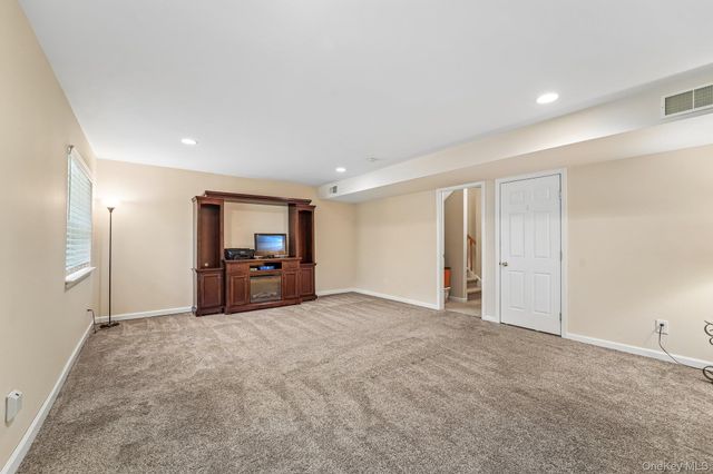 186 Sara Lane 7D, Newburgh, NY 12550