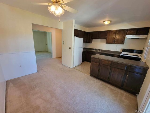 27 Weathervane Drive 21, Washingtonville, NY 10992