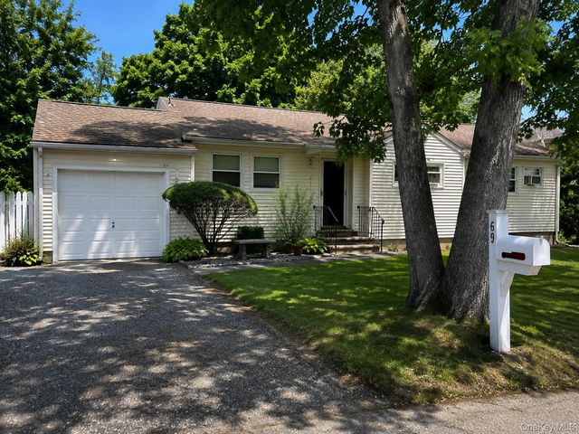 643 Jayne Boulevard, Port Jefferson Station, NY 11776