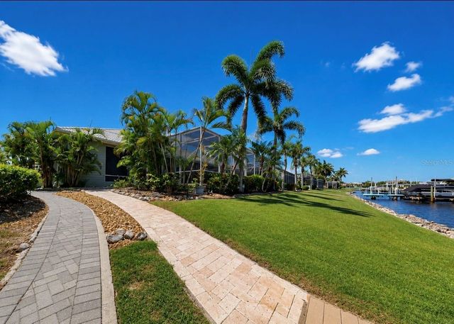 5416 MERRITT ISLAND DRIVE, Apollo Beach, FL 33572