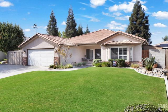 9912 MONA LISA LANE, Bakersfield, CA 93312