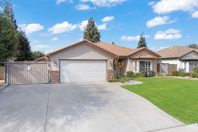 9912 MONA LISA LANE, Bakersfield, CA 93312