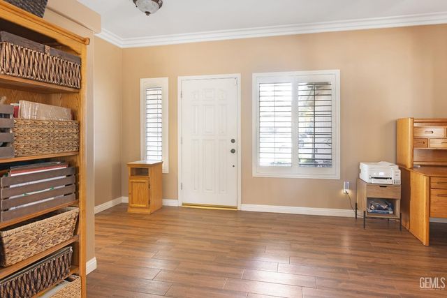 9912 MONA LISA LANE, Bakersfield, CA 93312