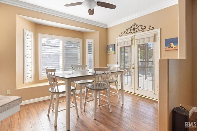 9912 MONA LISA LANE, Bakersfield, CA 93312