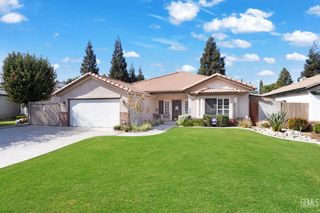 9912 MONA LISA LANE, Bakersfield, CA 93312
