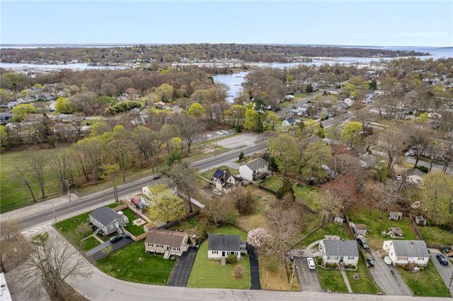 26 Limestone Road, Warwick, RI 02889