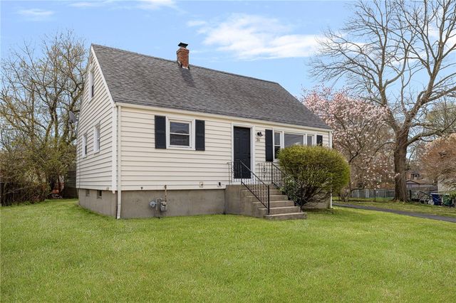 26 Limestone Road, Warwick, RI 02889