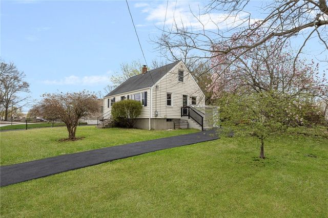 26 Limestone Road, Warwick, RI 02889