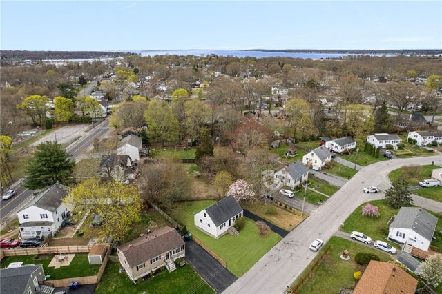 26 Limestone Road, Warwick, RI 02889