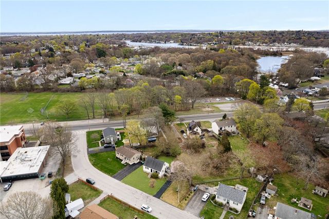 26 Limestone Road, Warwick, RI 02889