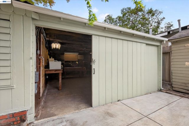 1075 Durant Ave, San Leandro, CA 94577