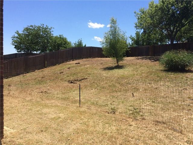 196 Dodge City Trail, Newark, TX 76071