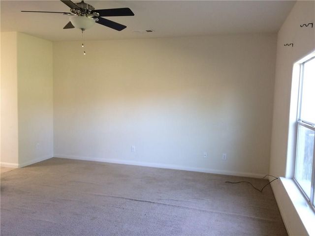 196 Dodge City Trail, Newark, TX 76071