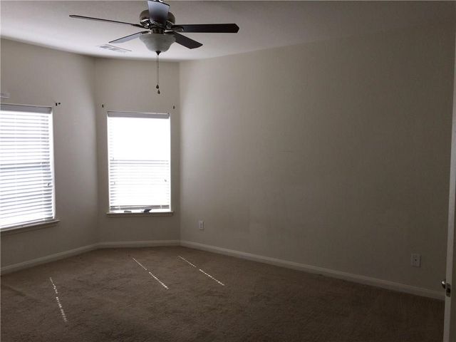 196 Dodge City Trail, Newark, TX 76071