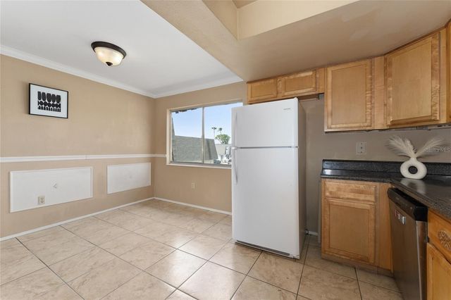 1918 CONWAY ROAD 9, Orlando, FL 32812