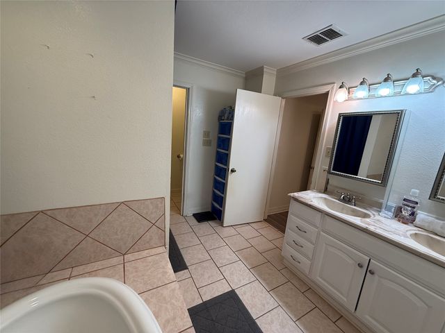 561 Wells Road, Haughton, LA 71037