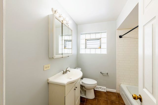 14407 Irving Avenue, Dolton, IL 60419