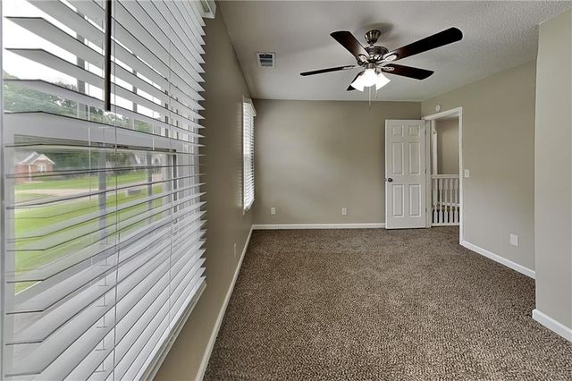 74 Woodsfield Lane, Hiram, GA 30141