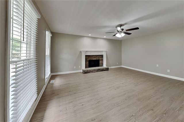 74 Woodsfield Lane, Hiram, GA 30141