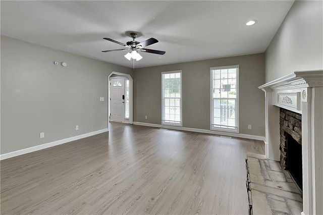 74 Woodsfield Lane, Hiram, GA 30141