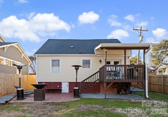 1424 Nandina Street, Charlotte, NC 28205