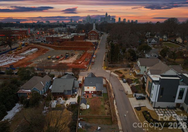 1424 Nandina Street, Charlotte, NC 28205