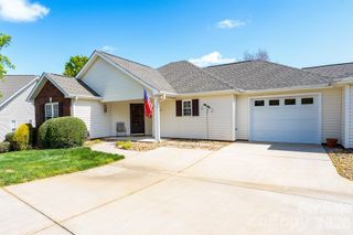 102 KESWICK Lane 131, Mooresville, NC 28117