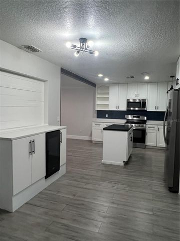 7118 CALOOSA COURT, Orlando, FL 32819