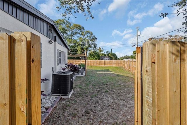 6901 78TH AVENUE N, Pinellas Park, FL 33781