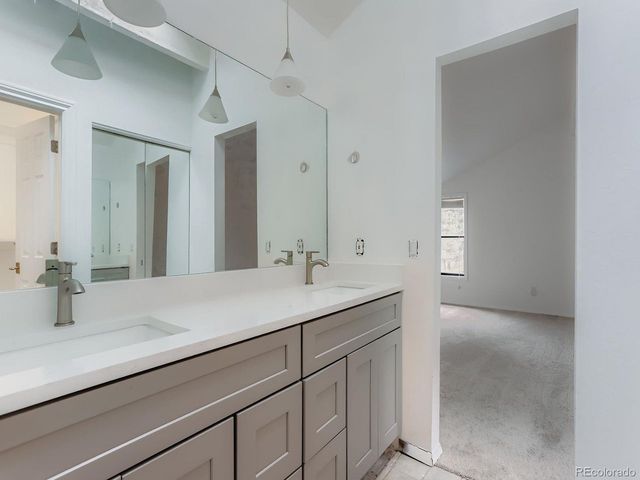 8483 Thunderhead Dr, Boulder, CO 80302