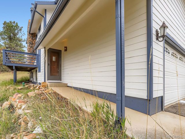 8483 Thunderhead Dr, Boulder, CO 80302