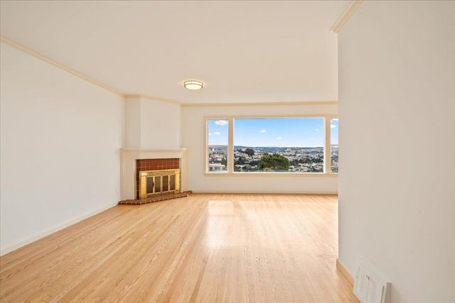 121 Shields St, San Francisco, CA 94132