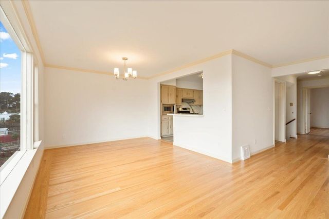 121 Shields St, San Francisco, CA 94132