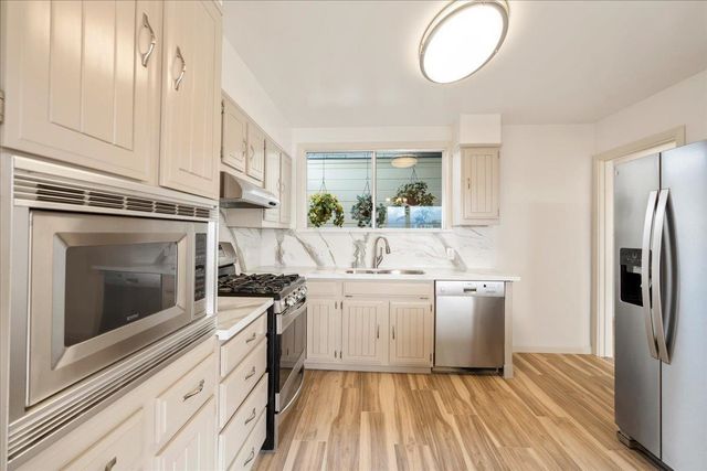 121 Shields St, San Francisco, CA 94132