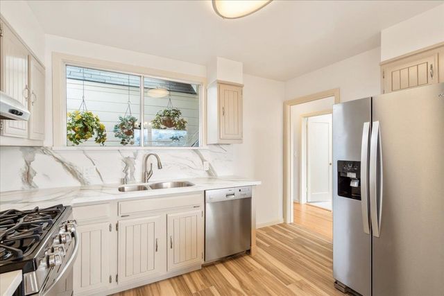 121 Shields St, San Francisco, CA 94132