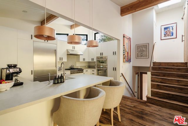 231 Muerdago Road, Topanga (los Angeles), CA 90290