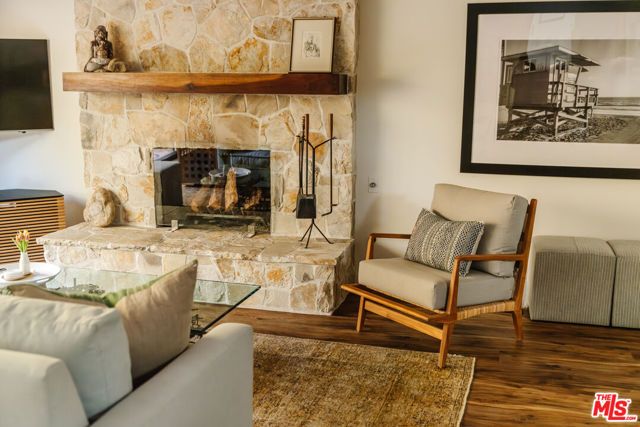 231 Muerdago Road, Topanga (los Angeles), CA 90290