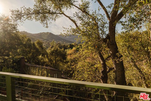 231 Muerdago Road, Topanga (los Angeles), CA 90290
