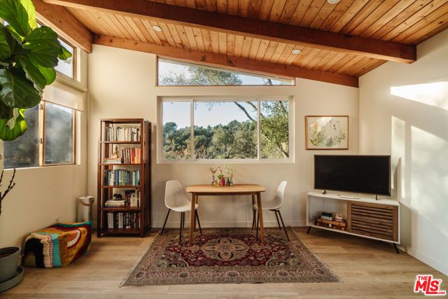 231 Muerdago Road, Topanga (los Angeles), CA 90290