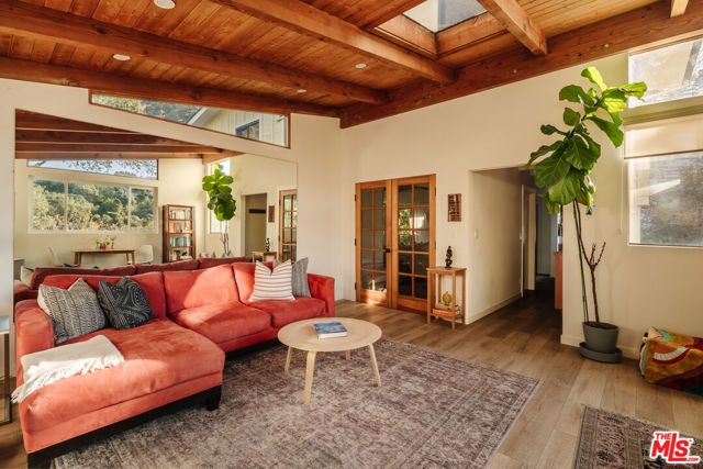 231 Muerdago Road, Topanga (los Angeles), CA 90290