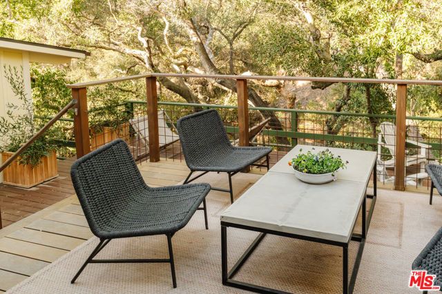 231 Muerdago Road, Topanga (los Angeles), CA 90290
