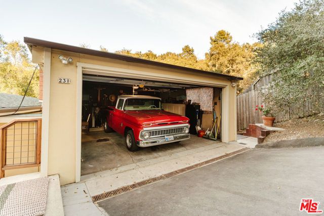 231 Muerdago Road, Topanga (los Angeles), CA 90290