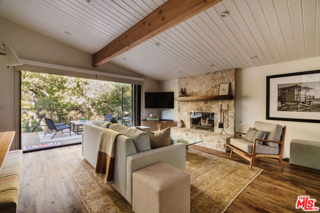 231 Muerdago Road, Topanga (los Angeles), CA 90290