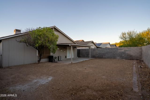 3131 W DONALD Drive, Phoenix, AZ 85027