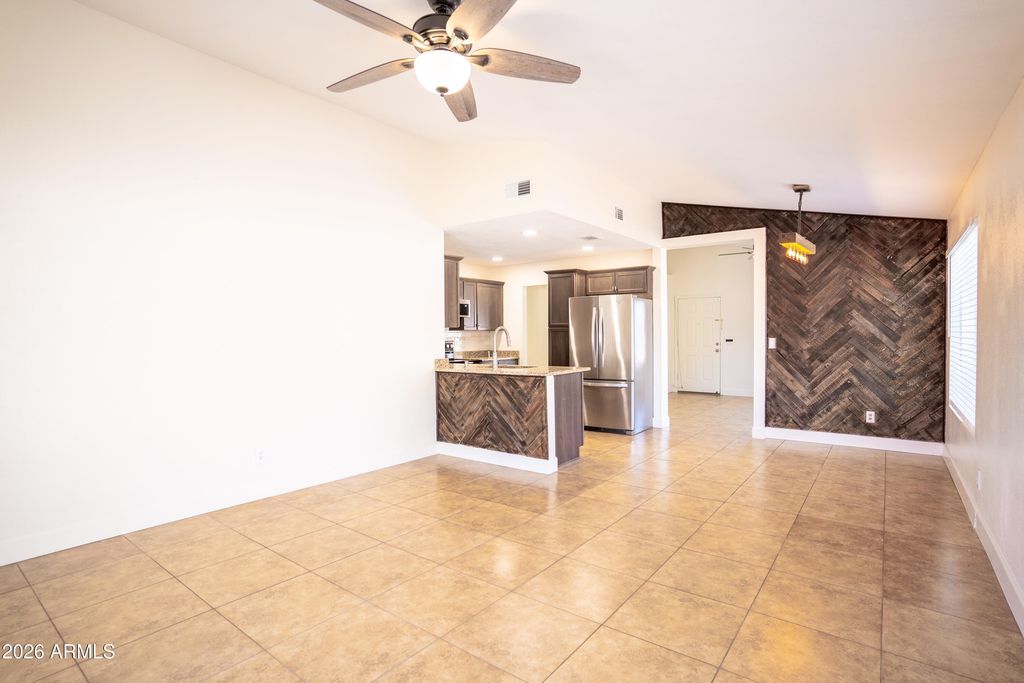 3131 W DONALD Drive, Phoenix, AZ 85027 — photo 5