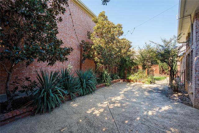 2258 Fox Ridge Trail, Frisco, TX 75036