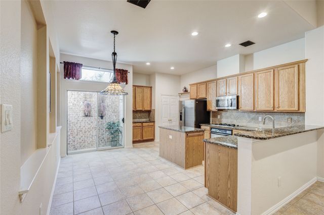 2258 Fox Ridge Trail, Frisco, TX 75036