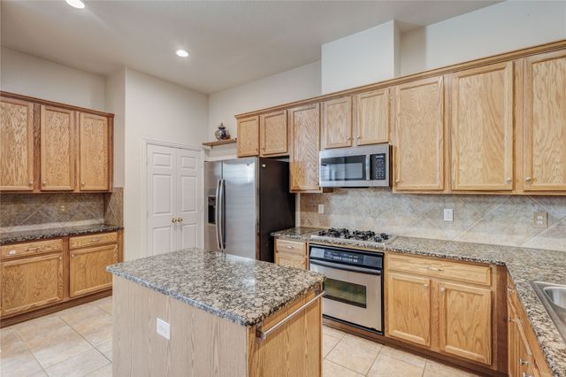 2258 Fox Ridge Trail, Frisco, TX 75036